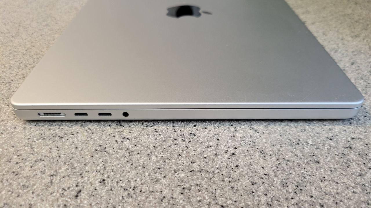 Apple MacBook Pro 14" M1 Pro 16/512GB Silver