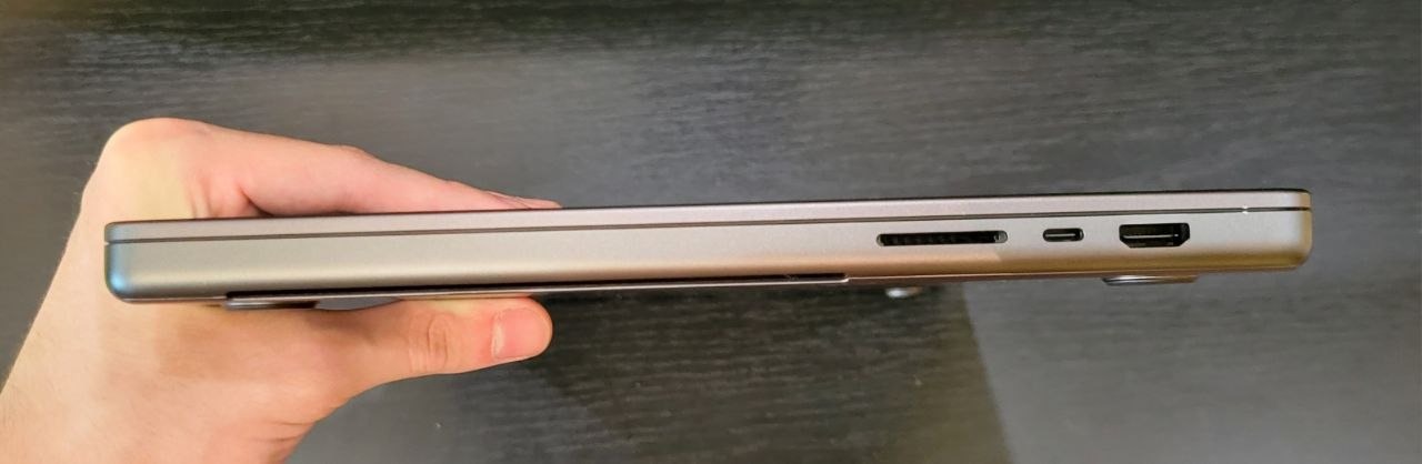 Apple MacBook Pro 16" (2024) M4 Pro, 48GB, 512GB, Space Black